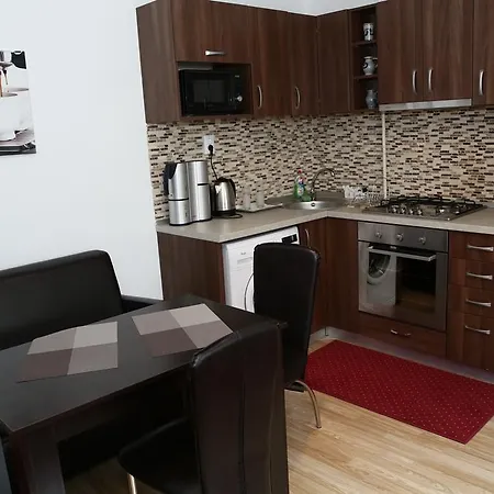 Xenopol Apartment